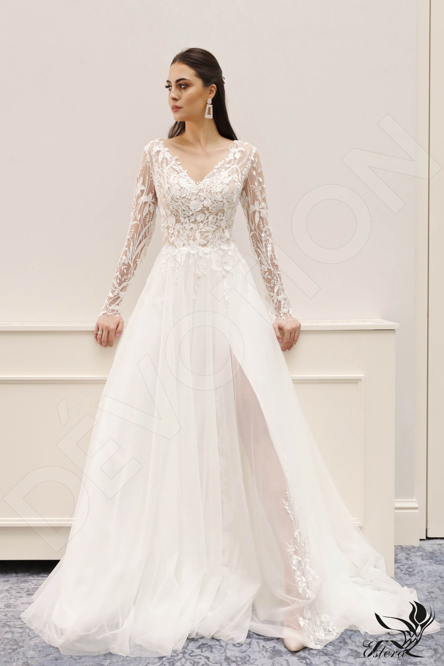 Dzalla Full back A-line Long sleeve Wedding Dress 3