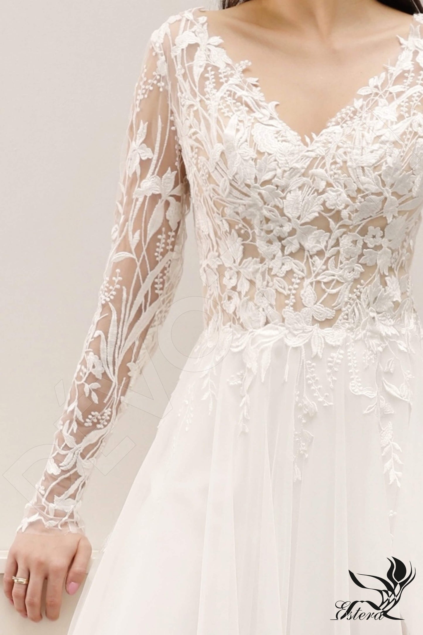 Dzalla Full back A-line Long sleeve Wedding Dress 6