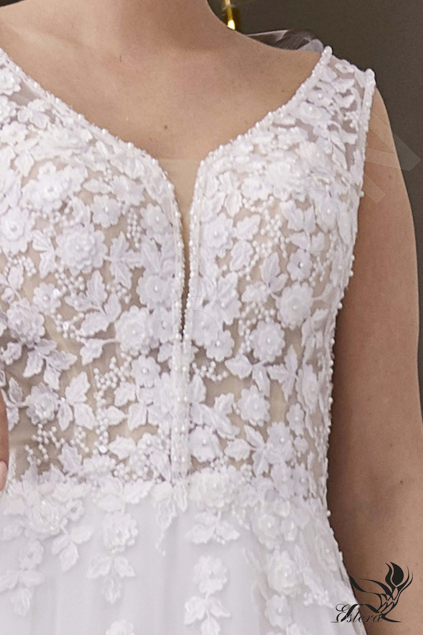 Fabiana Open back A-line Sleeveless Wedding Dress 3