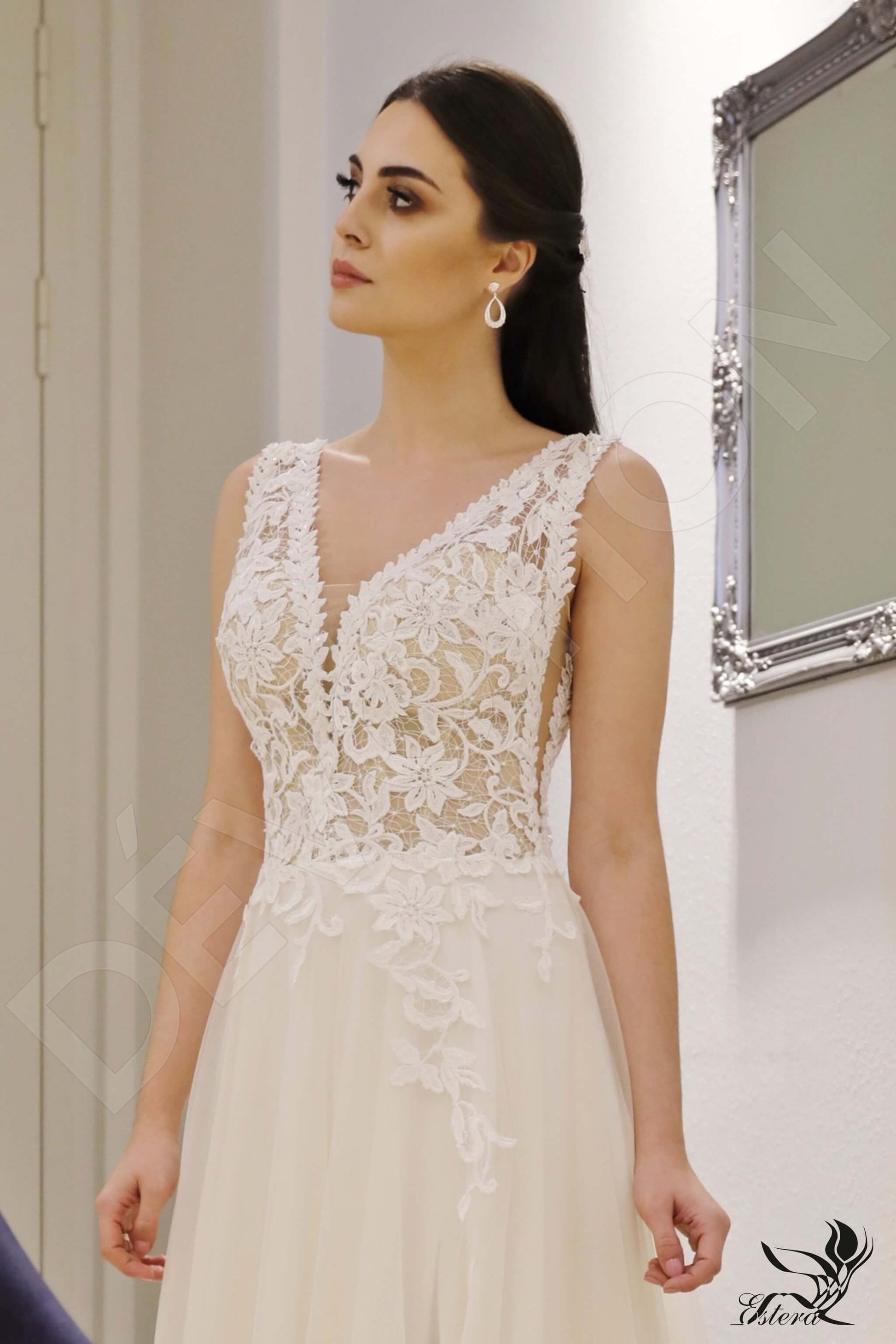 Lamis A-line V-neck Ivory Champagne Wedding dress