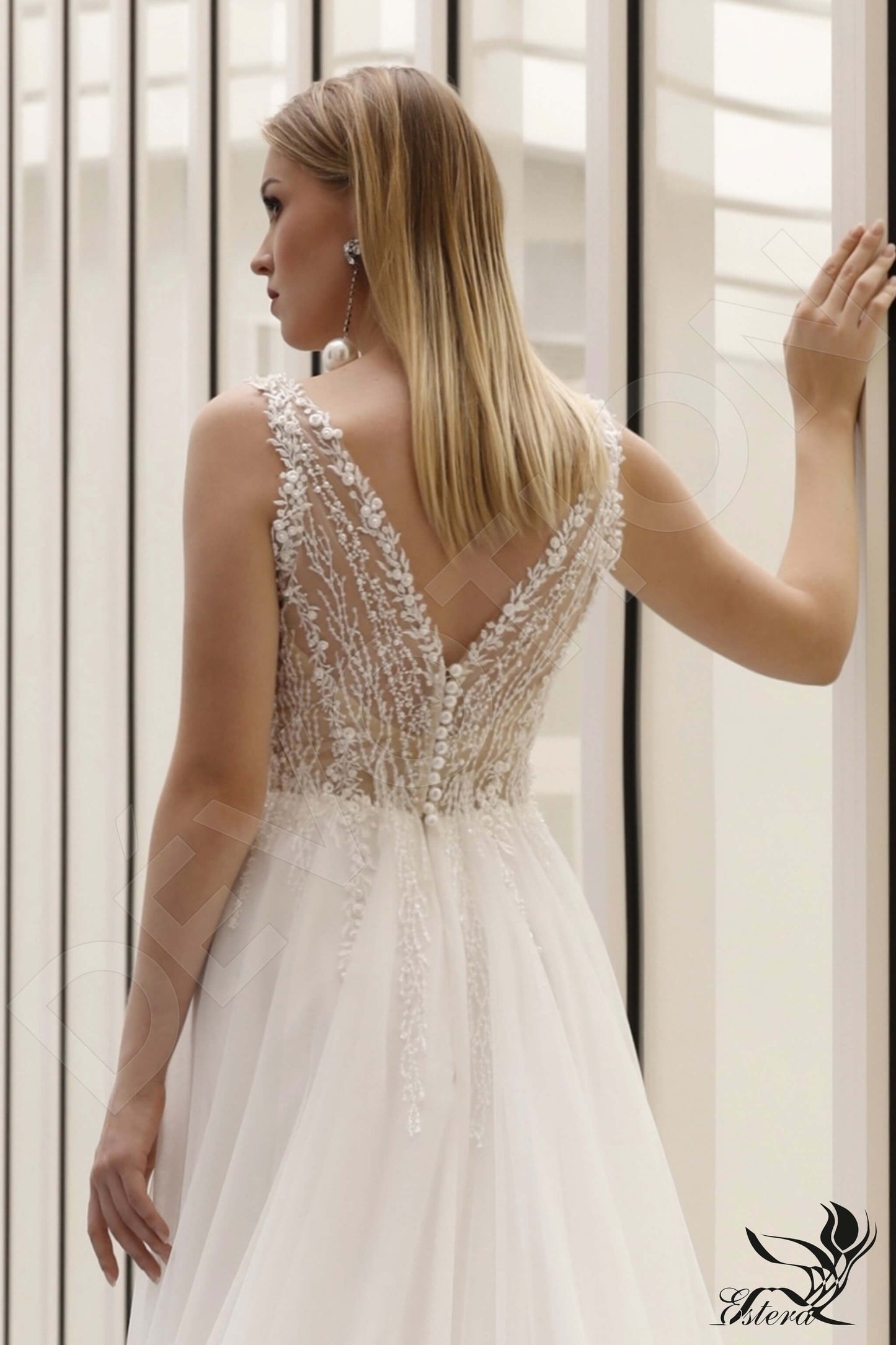 Marcela Open back A-line Sleeveless Wedding Dress 4