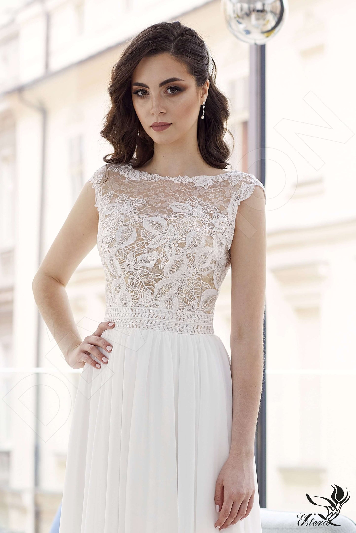 Miriama Open back A-line Sleeveless Wedding Dress 2