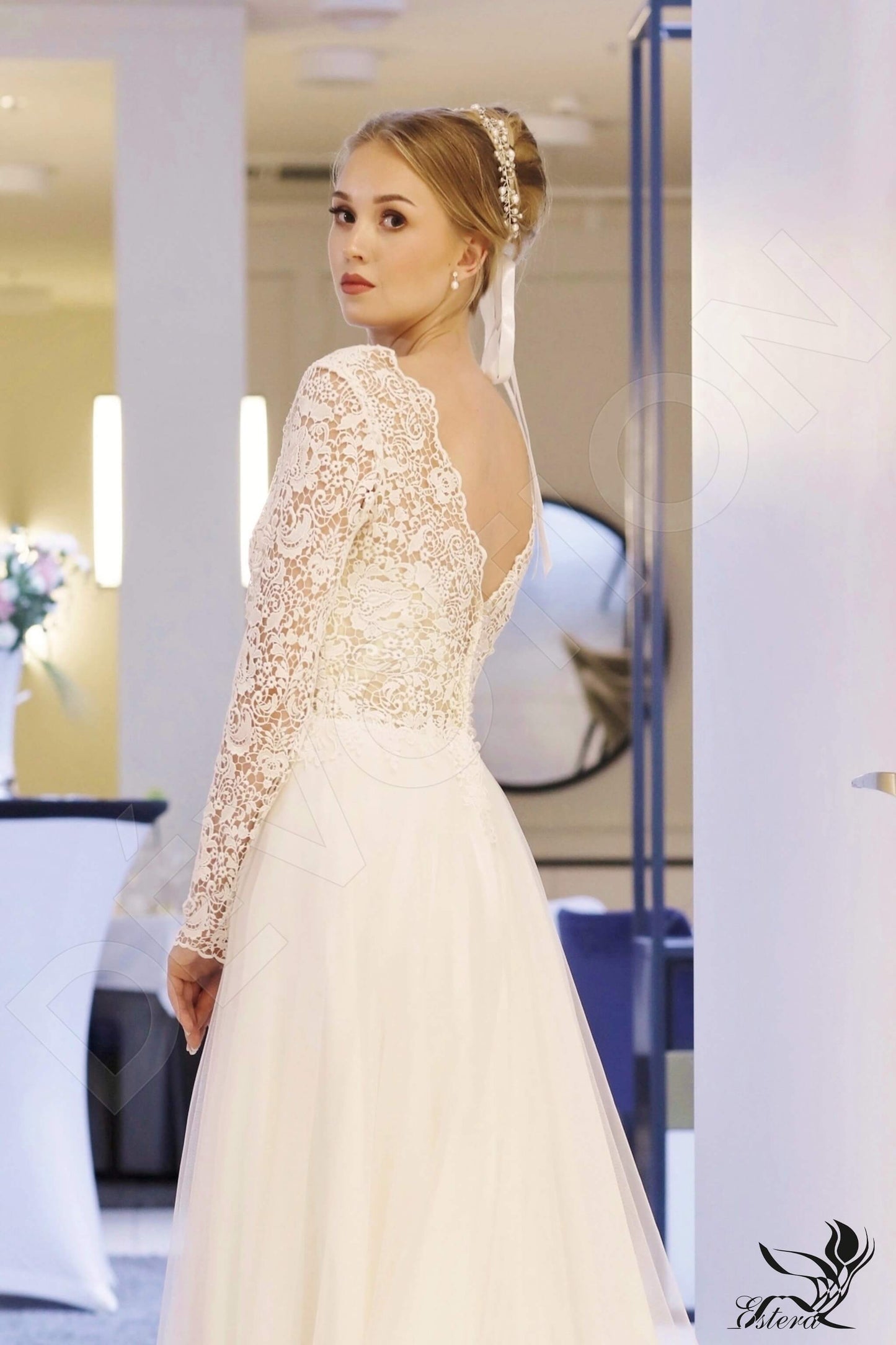 Nalia Open back A-line Long sleeve Wedding Dress 4