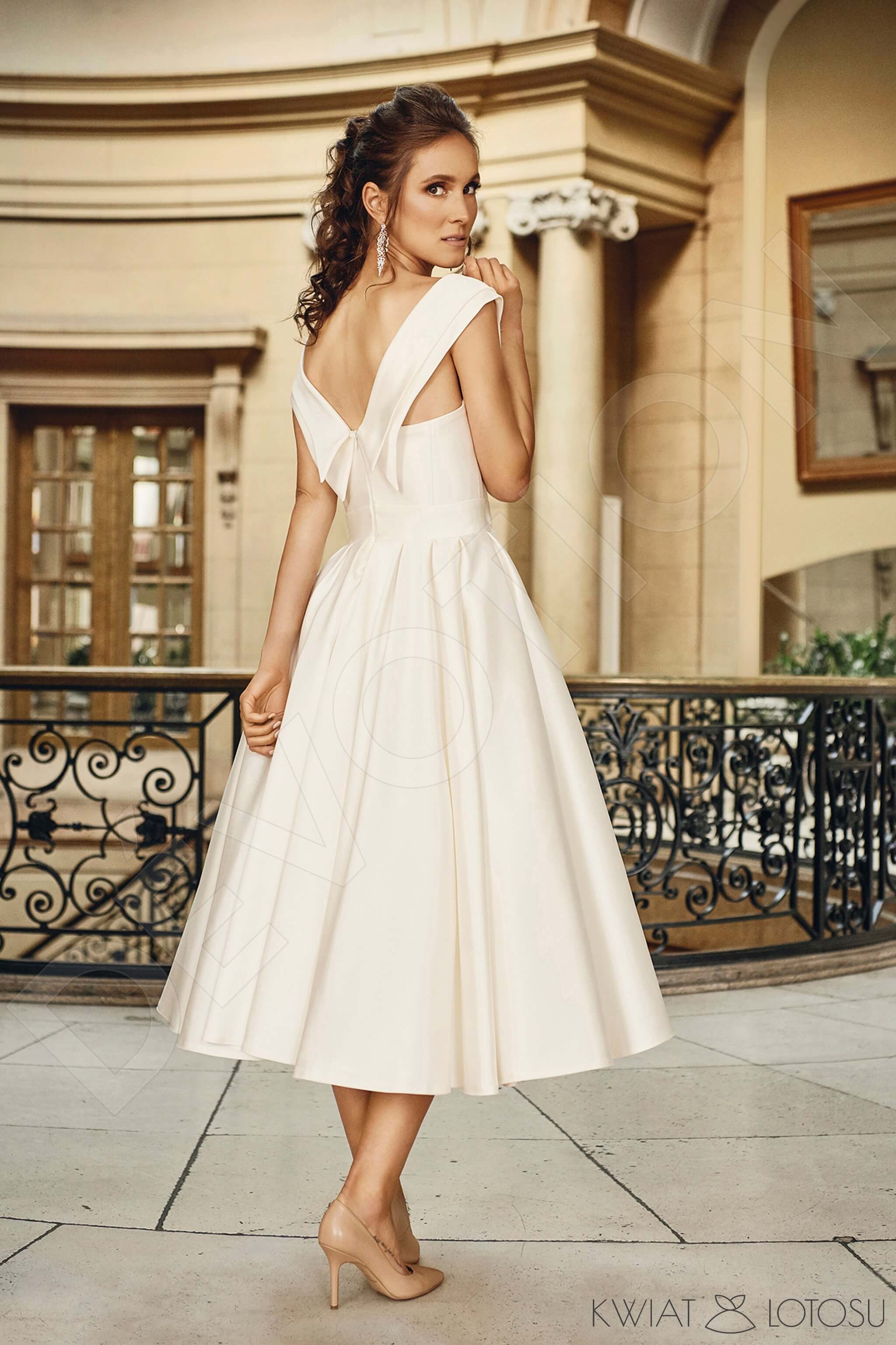 Madlena A-line Off-shoulder/Drop shoulders Ivory Wedding dress
