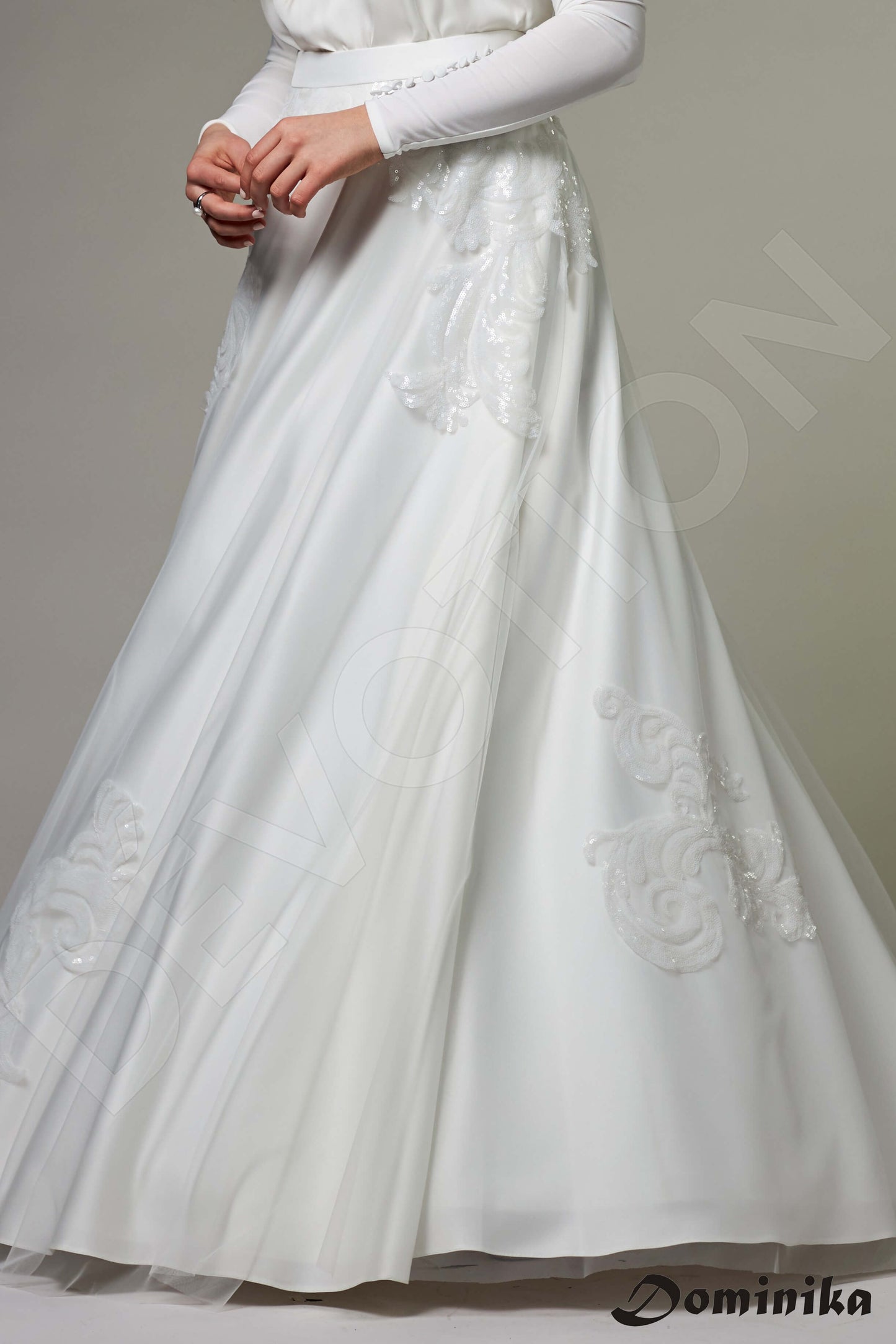 Betony Full back A-line Long sleeve Wedding Dress 4