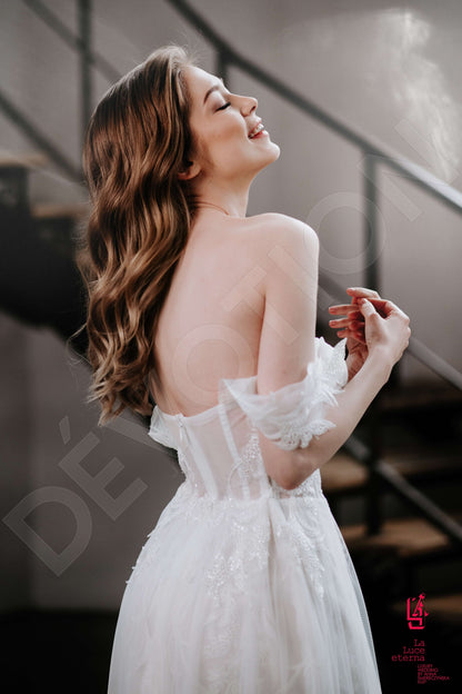 Arvetta Open back A-line Sleeveless Wedding Dress Back