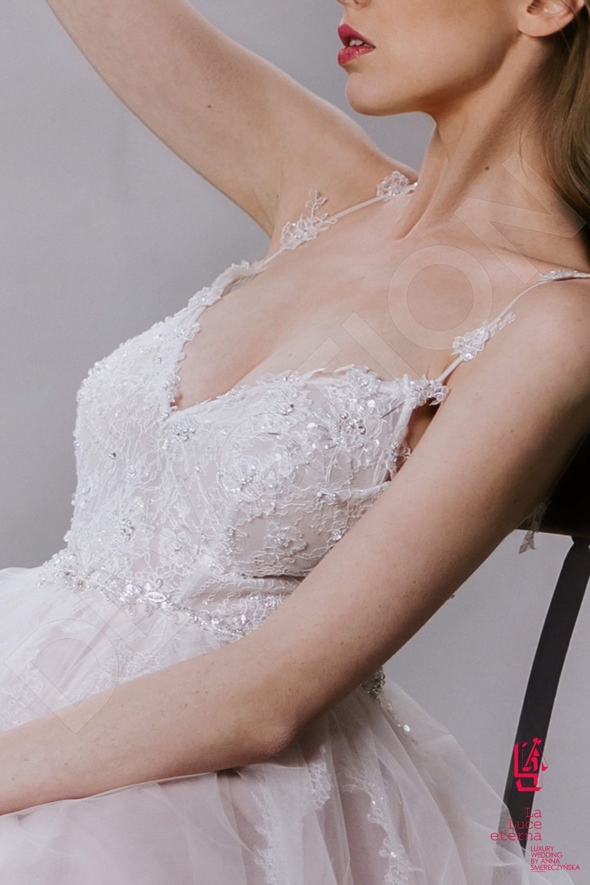 Tesela A-line V-neck Dustyrose Ivory Wedding dress