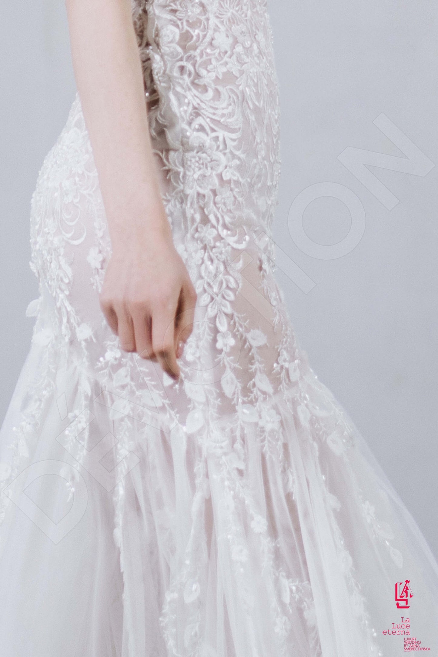 Zenova Open back Trumpet/Mermaid Straps Wedding Dress 7