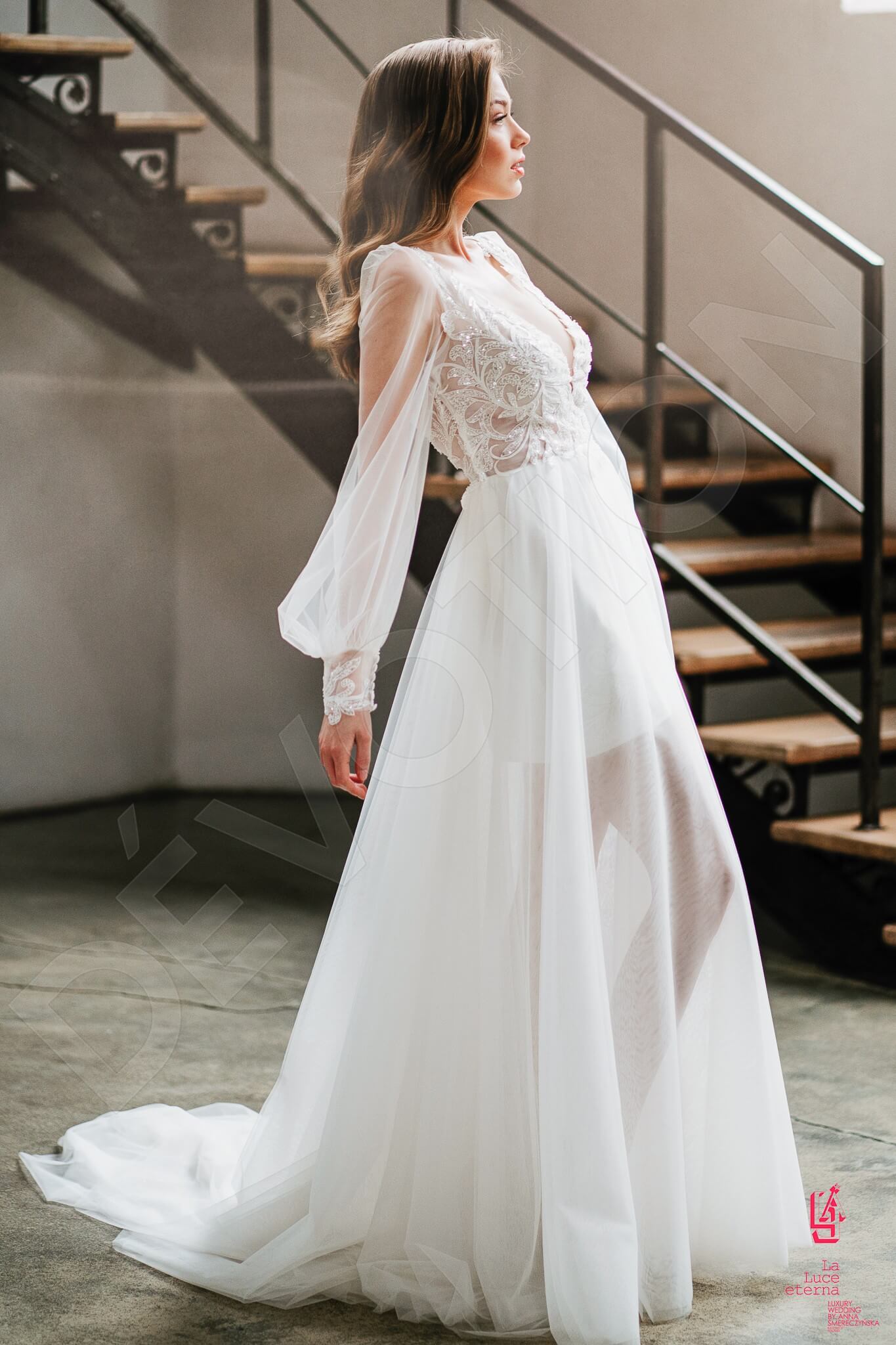 Fara Full back A-line Long sleeve Wedding Dress Front