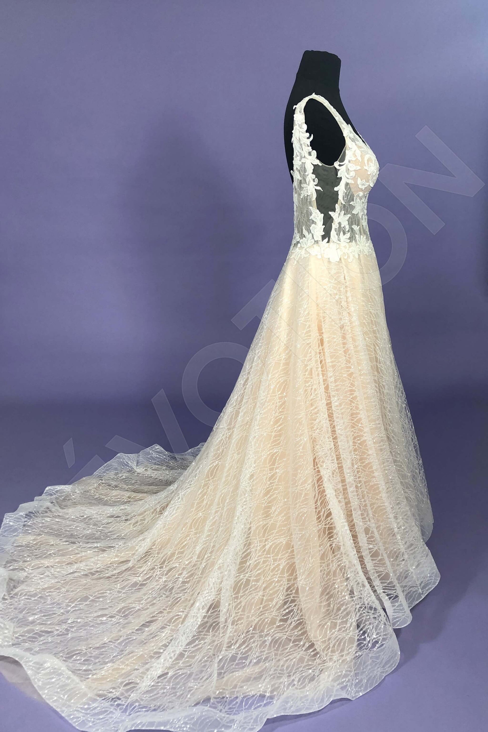 Juditta A-line V-neck Cream Powder Wedding dress