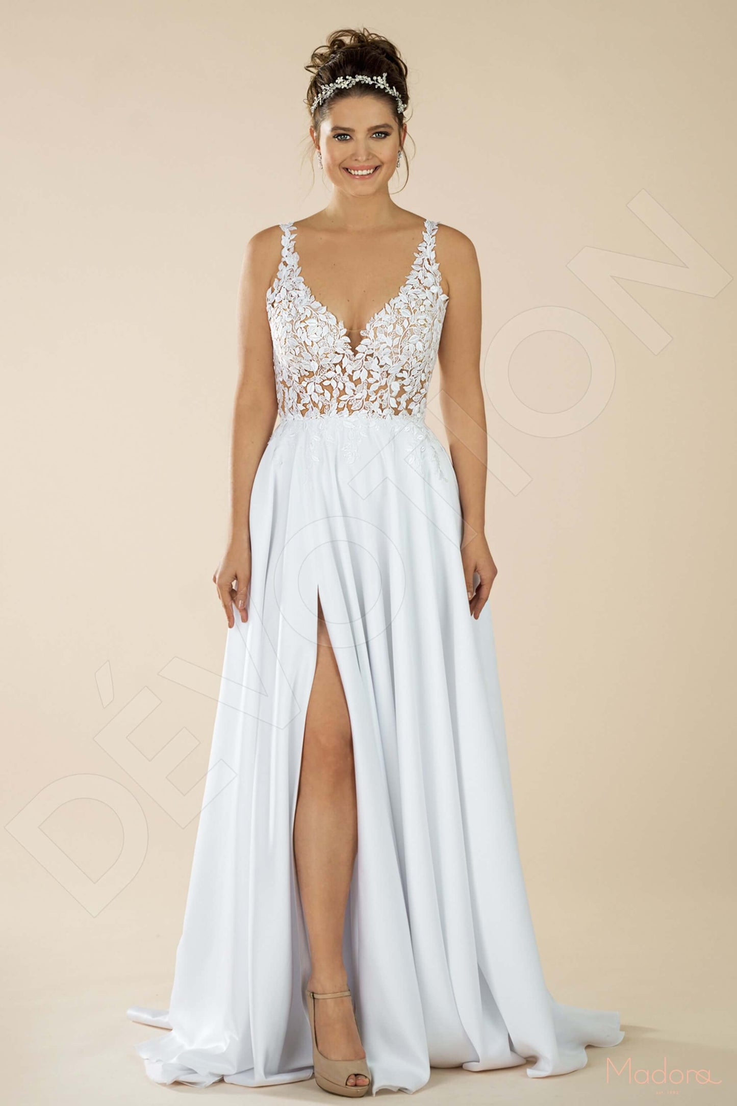 Amary Open back A-line Sleeveless Wedding Dress Front