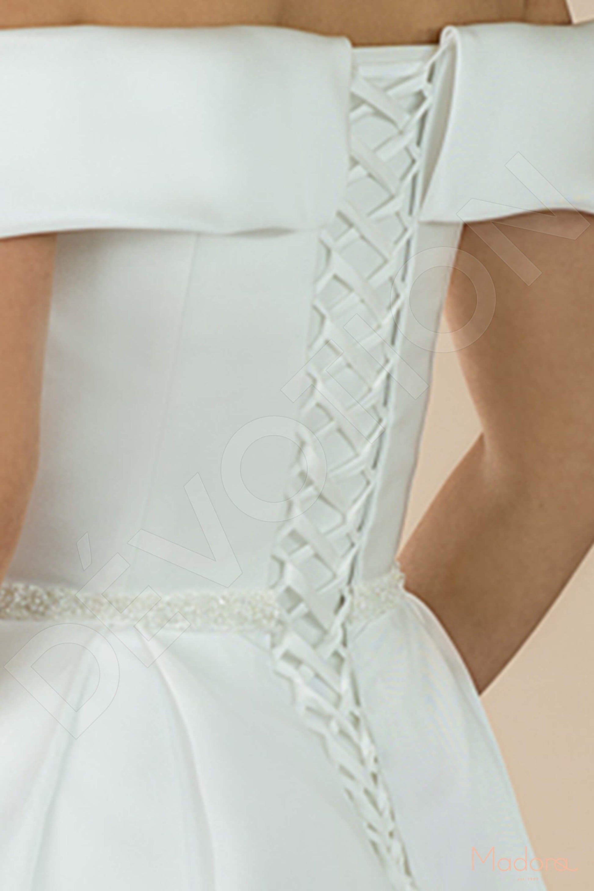 Amonna A-line Off-shoulder/Drop shoulders Ivory Wedding dress