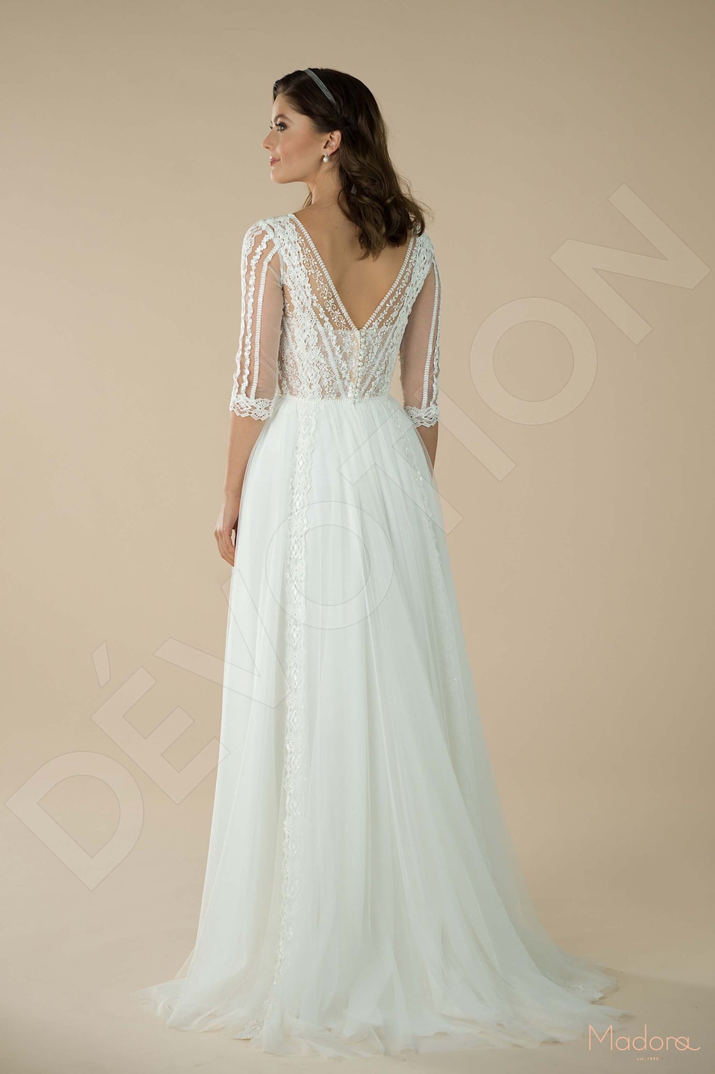 Soninia Open back A-line Half sleeve Wedding Dress Back