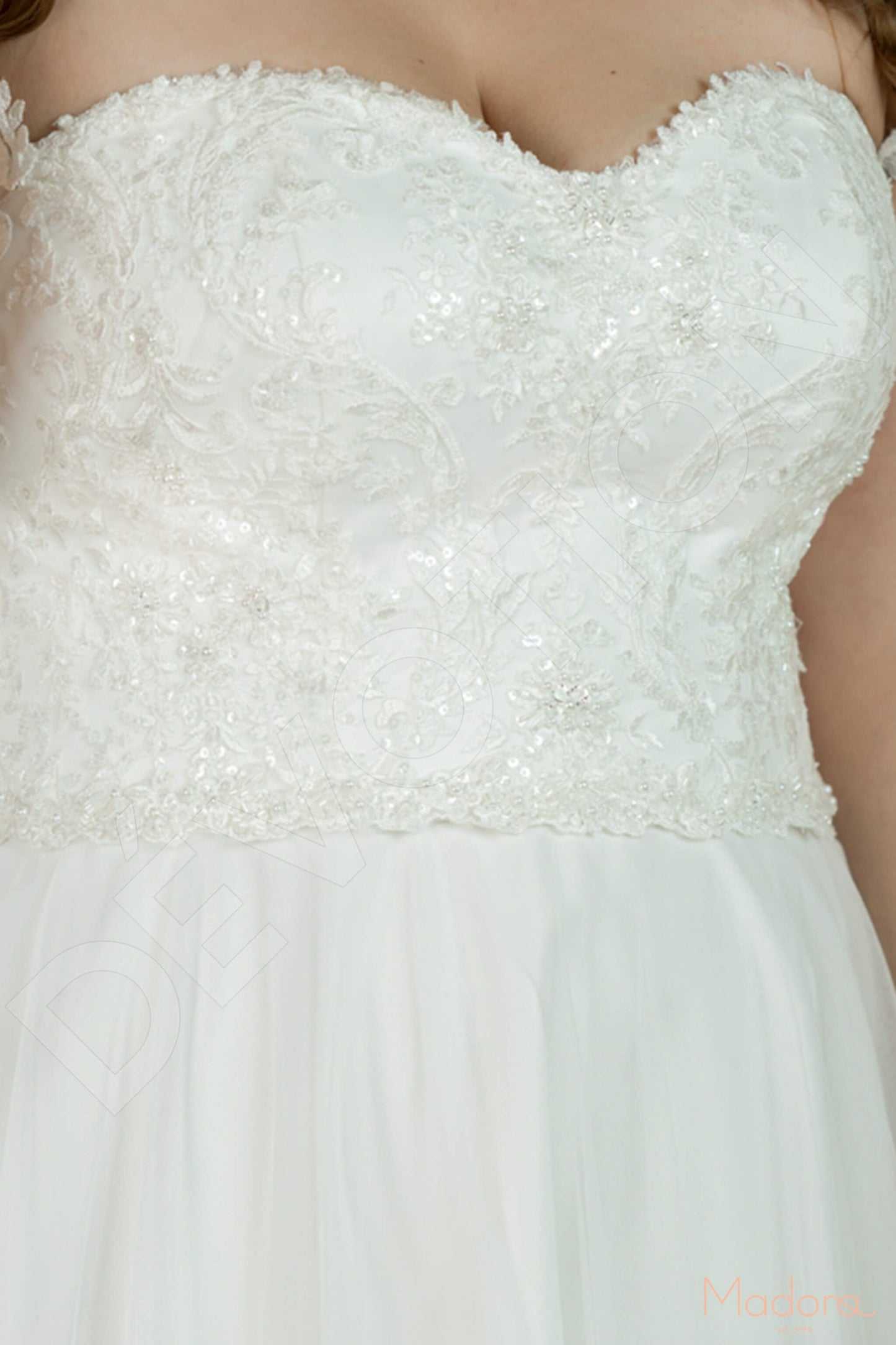 Begonna Open back A-line Straps Wedding Dress 4