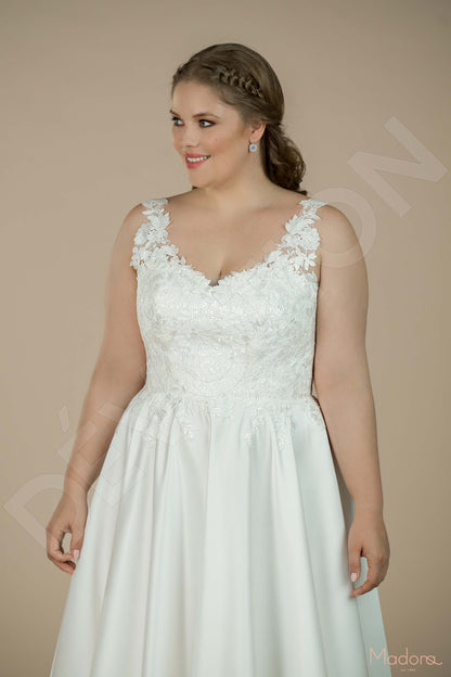 Harlow Open back A-line Sleeveless Wedding Dress 2