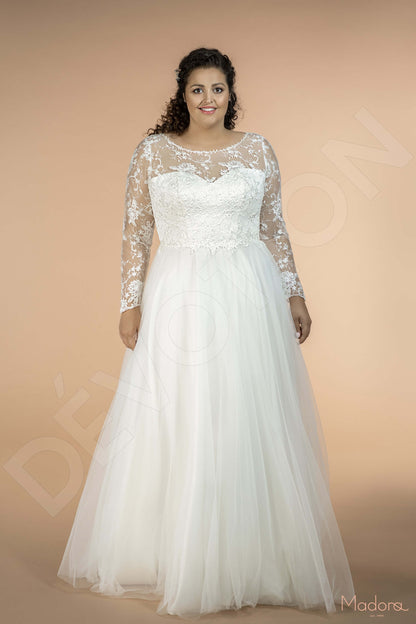 Jasmi Open back A-line Long sleeve Wedding Dress 4