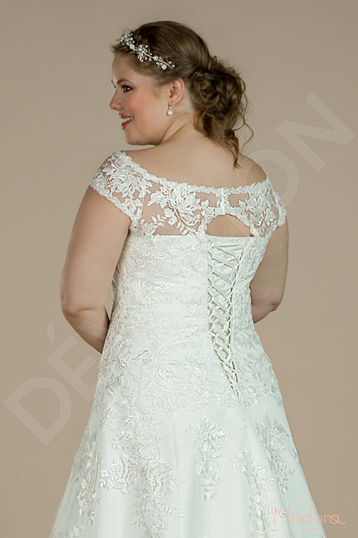 Lorenna Full back A-line Short/ Cap sleeve Wedding Dress 4
