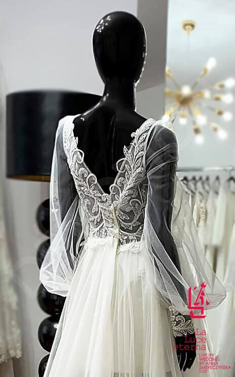 Fara A-line V-neck Ivory Wedding dress