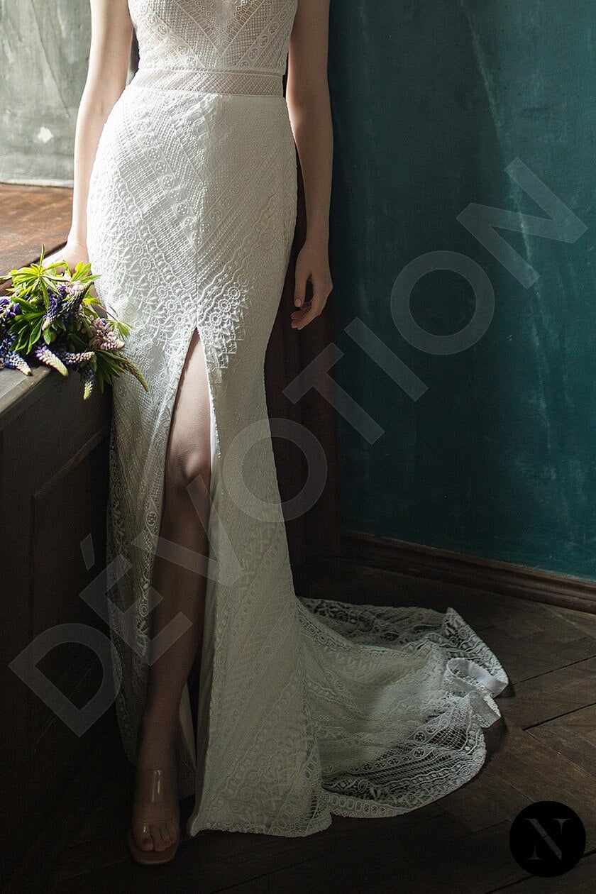 Brenda Trumpet/Mermaid V-neck Milk Wedding dress