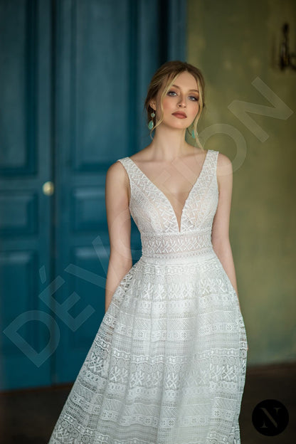 Bryar Open back A-line Sleeveless Wedding Dress 2
