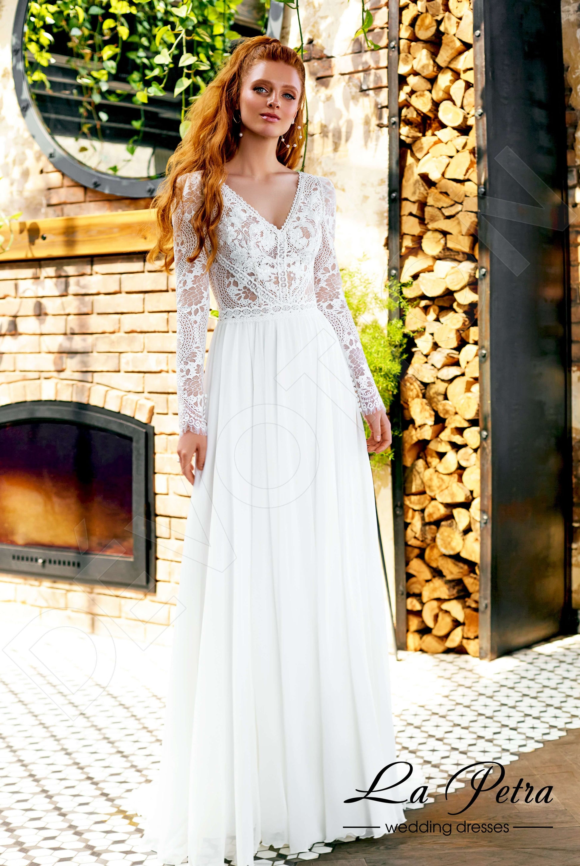Lizet A-line V-neck Milk Wedding dress