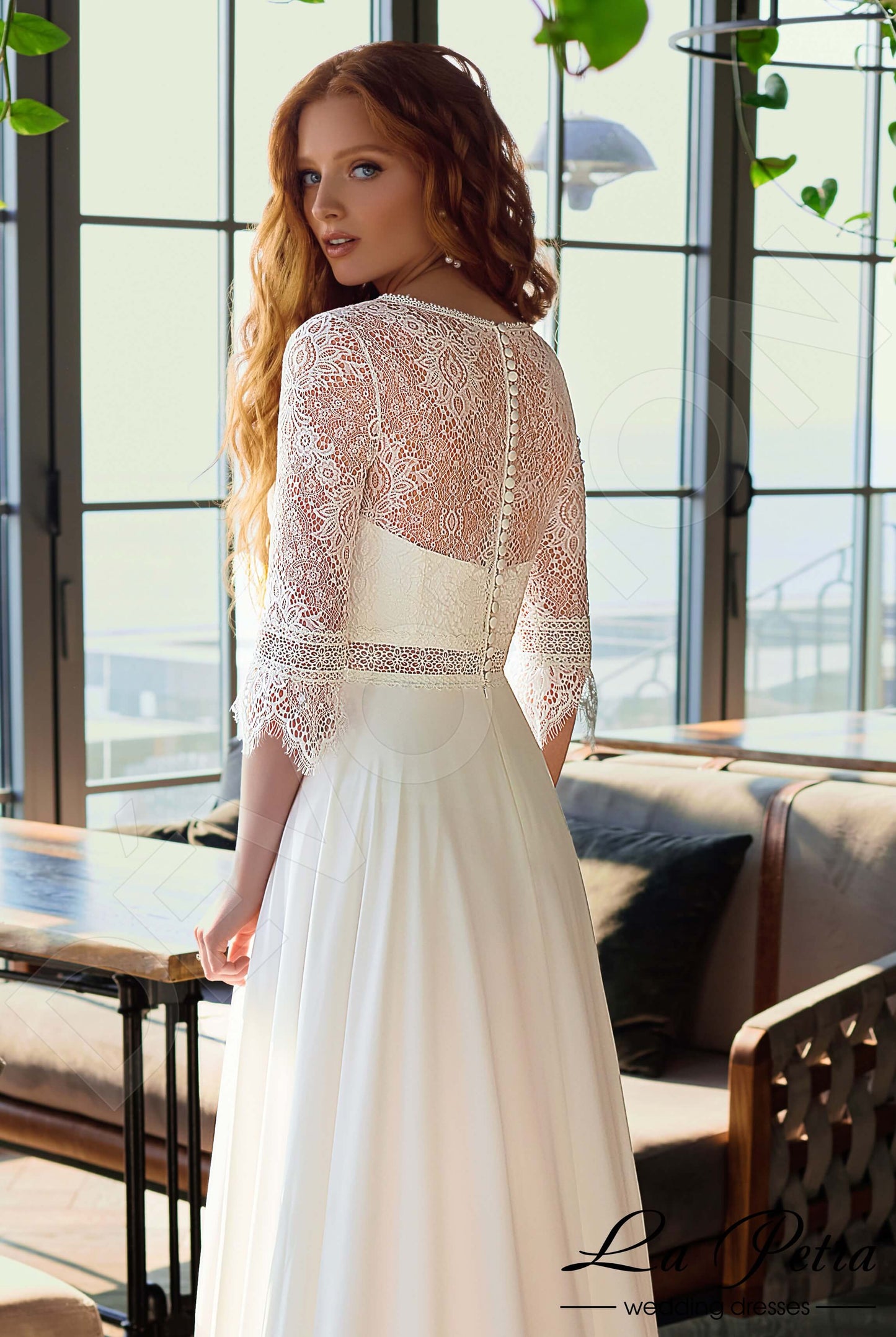 Hetti Full back A-line 3/4 sleeve Wedding Dress 6
