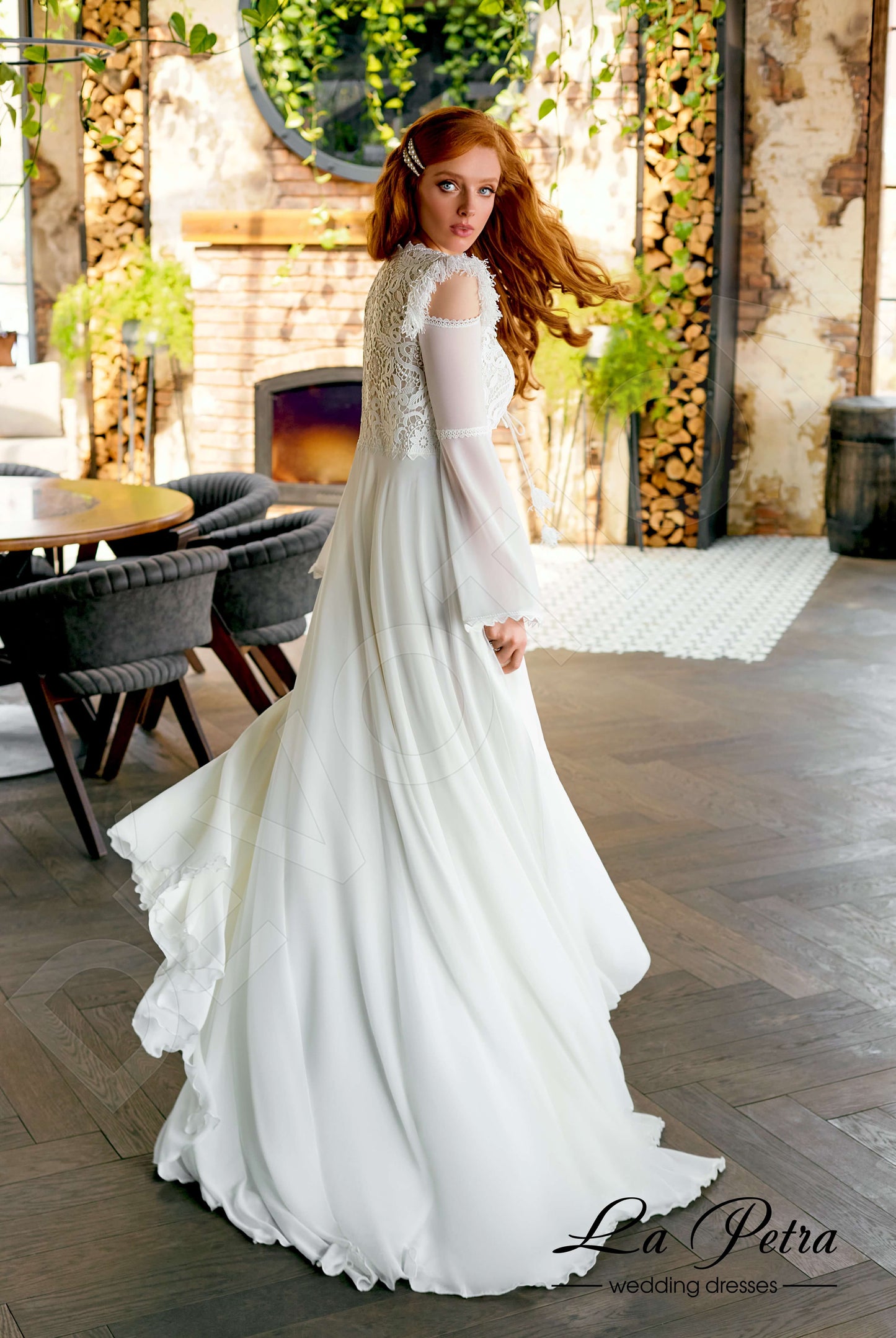 Jilly Open back A-line Sleeveless Wedding Dress 5