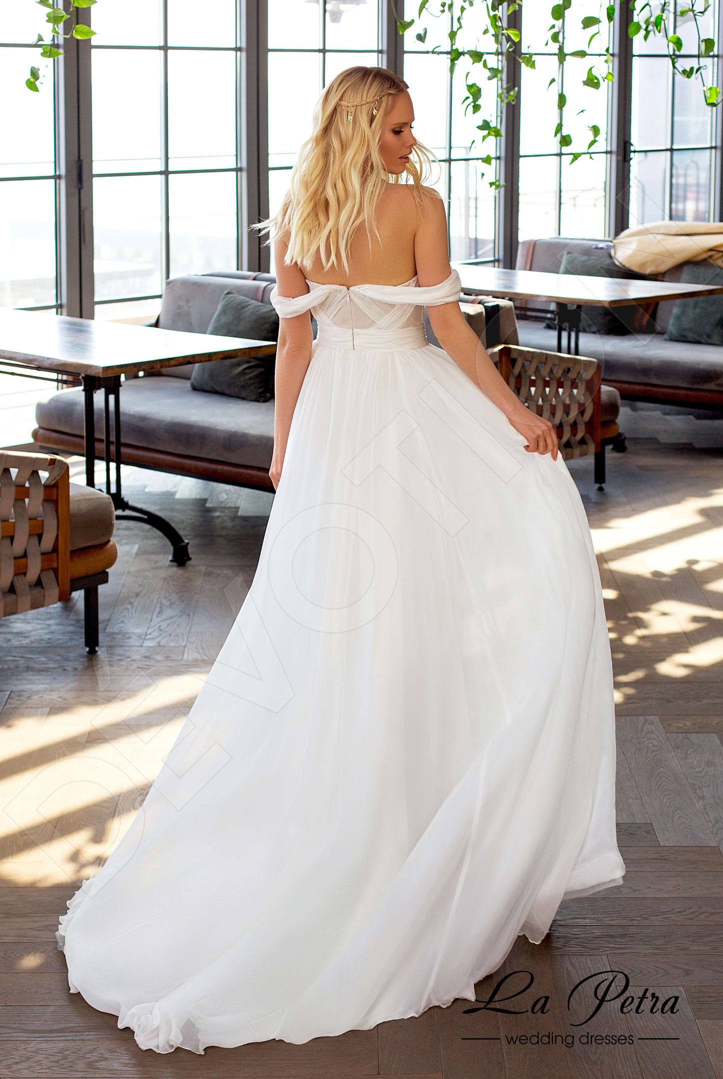 Esmee Open back A-line Long sleeve Wedding Dress 5