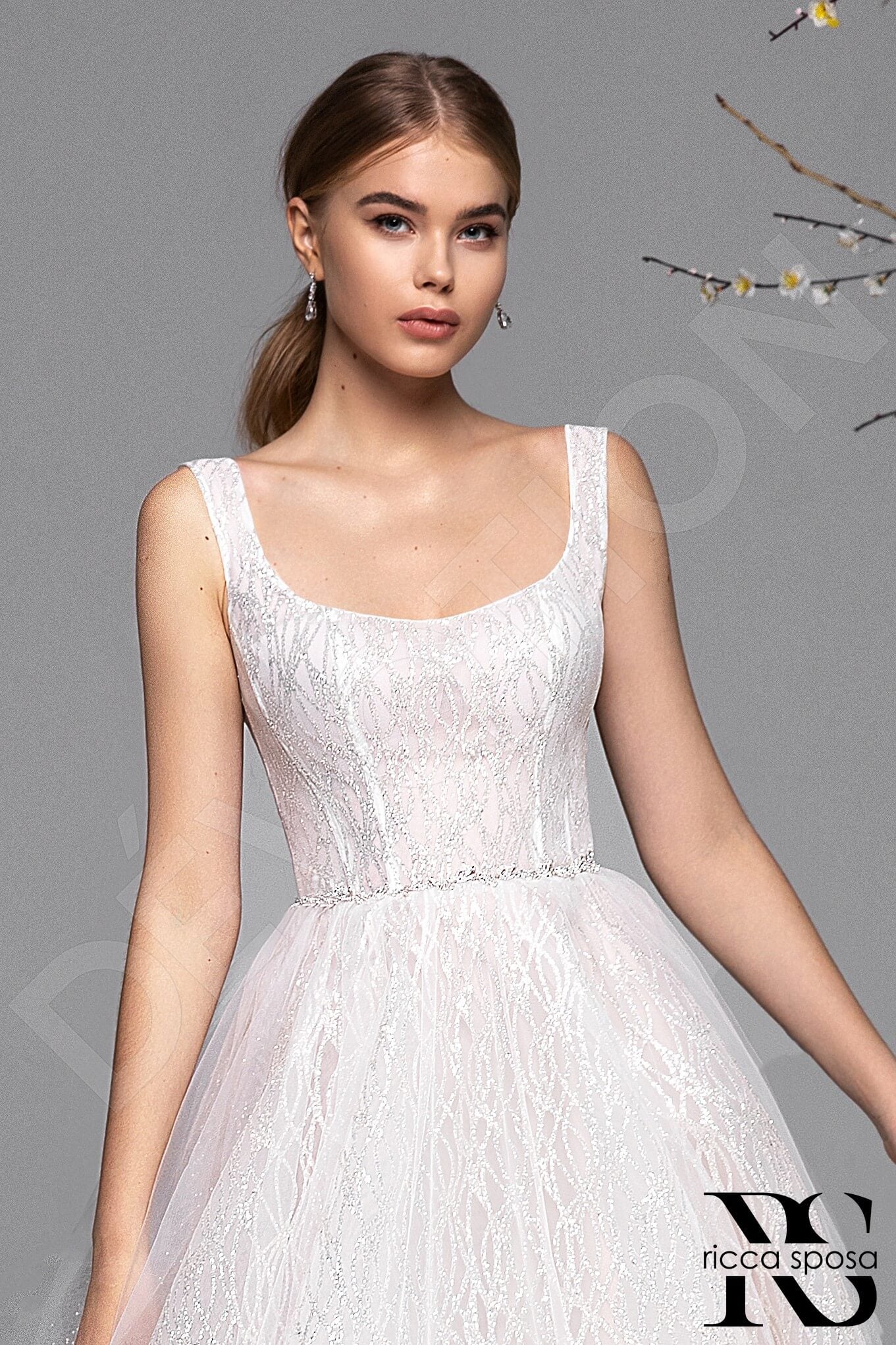 Elizia Open back A-line Sleeveless Wedding Dress 4