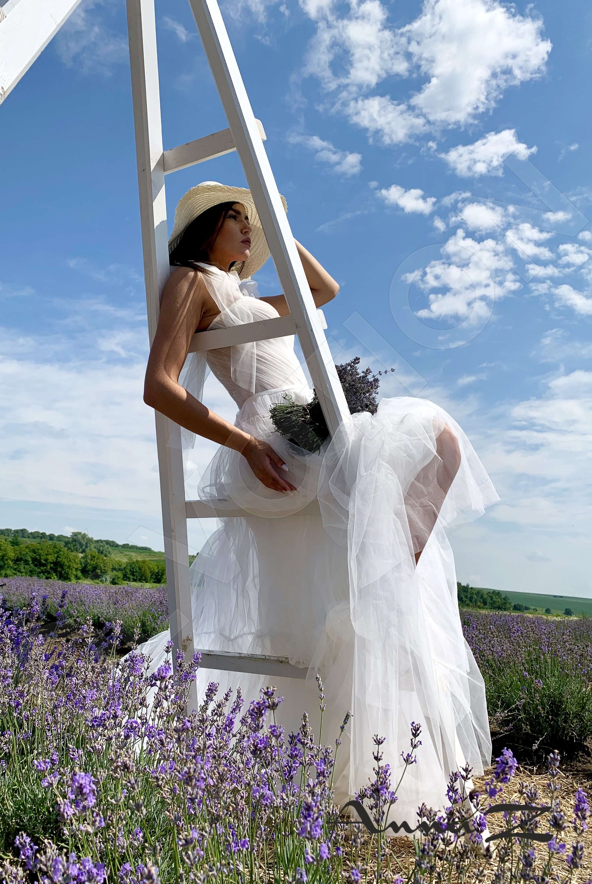 Avelin A-line Sweetheart Ivory Wedding dress