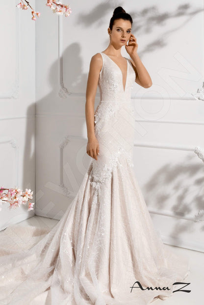 Vivian Open back Trumpet/Mermaid Sleeveless Wedding Dress Front