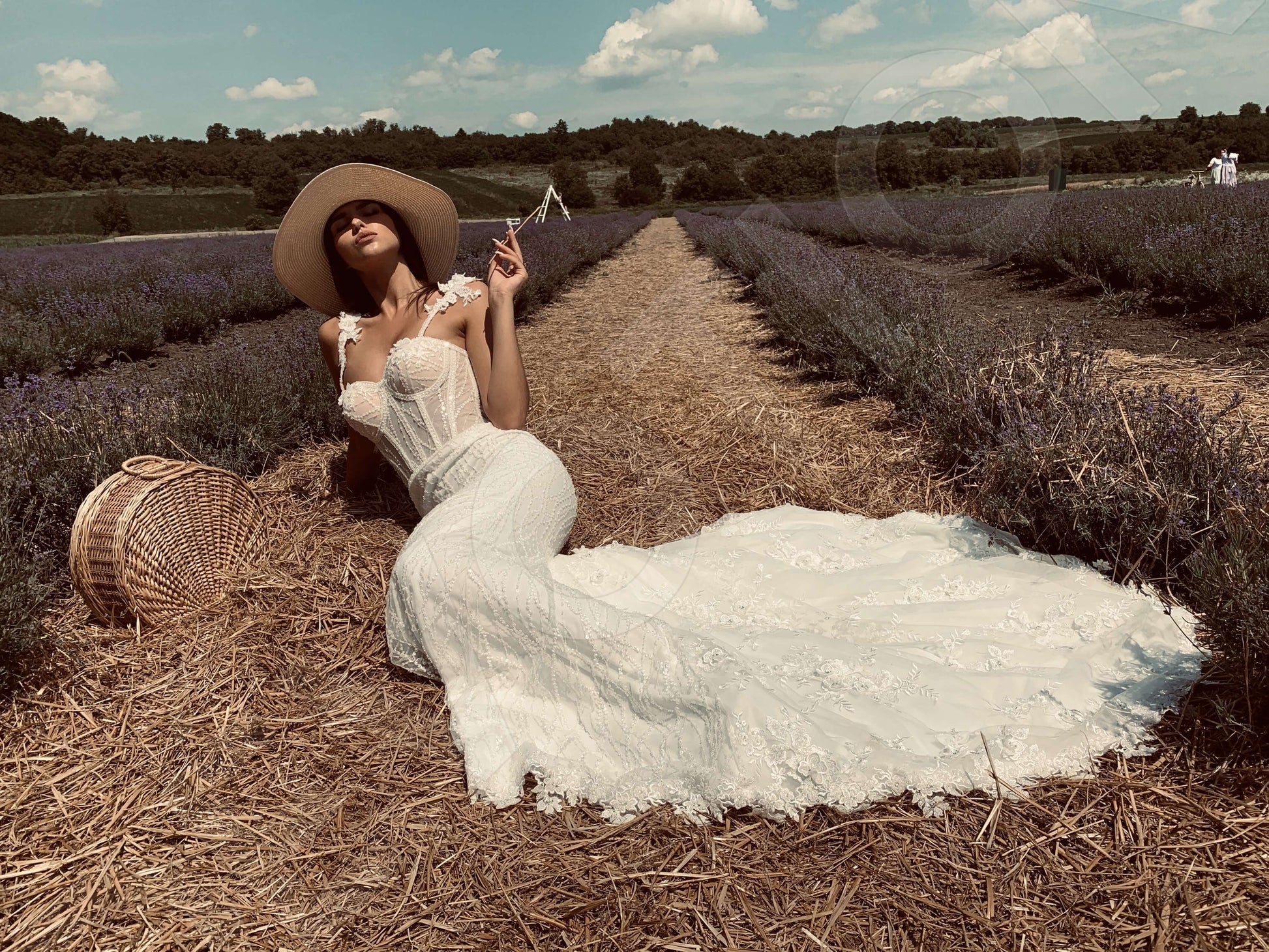Valerie Trumpet/Mermaid Sweetheart Ivory Wedding dress