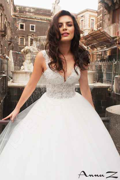 Orinne Open back Princess/Ball Gown Sleeveless Wedding Dress 4