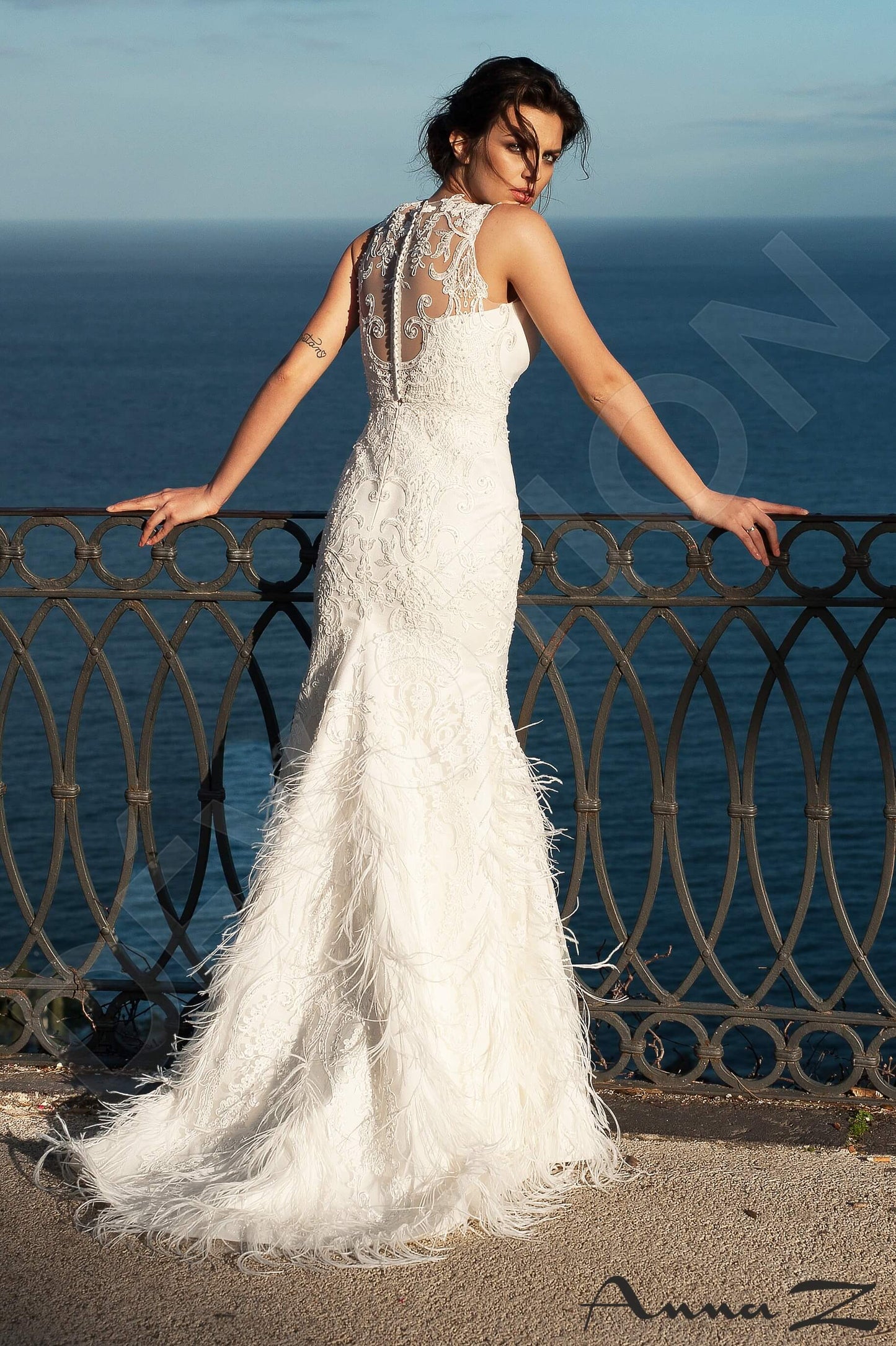 Mavritana Full back Sheath/Column Sleeveless Wedding Dress 4