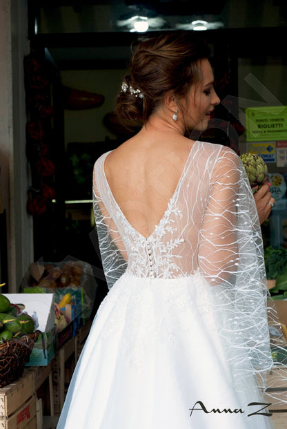 Agapia Open back A-line 3/4 sleeve Wedding Dress 3
