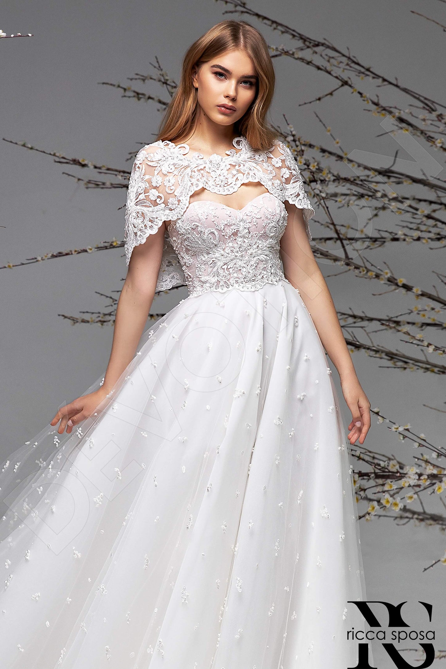 Peonia Open back A-line Sleeveless Wedding Dress 4