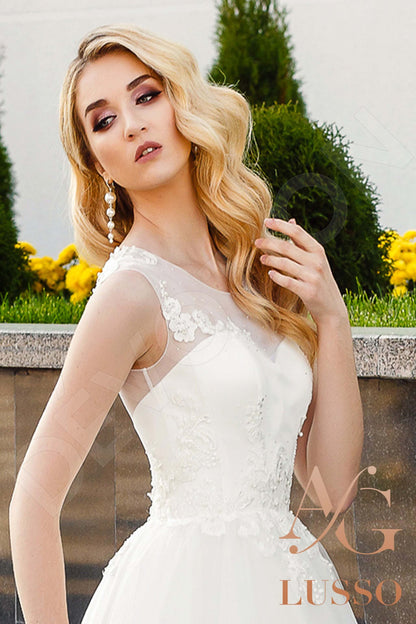 Fancy Full back A-line Sleeveless Wedding Dress 11