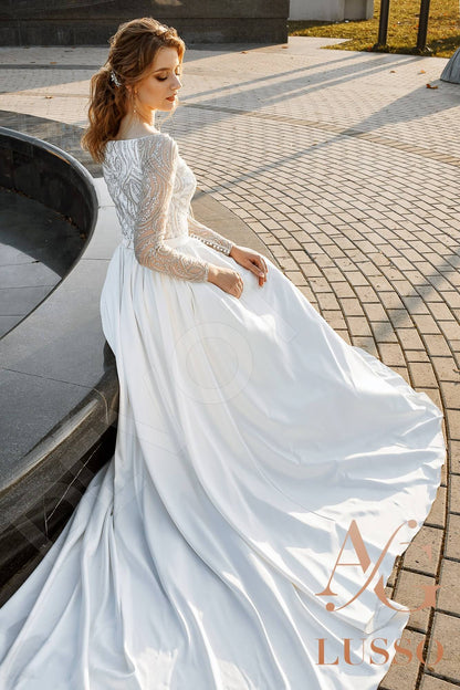 Brillance Full back A-line Long sleeve Wedding Dress 10