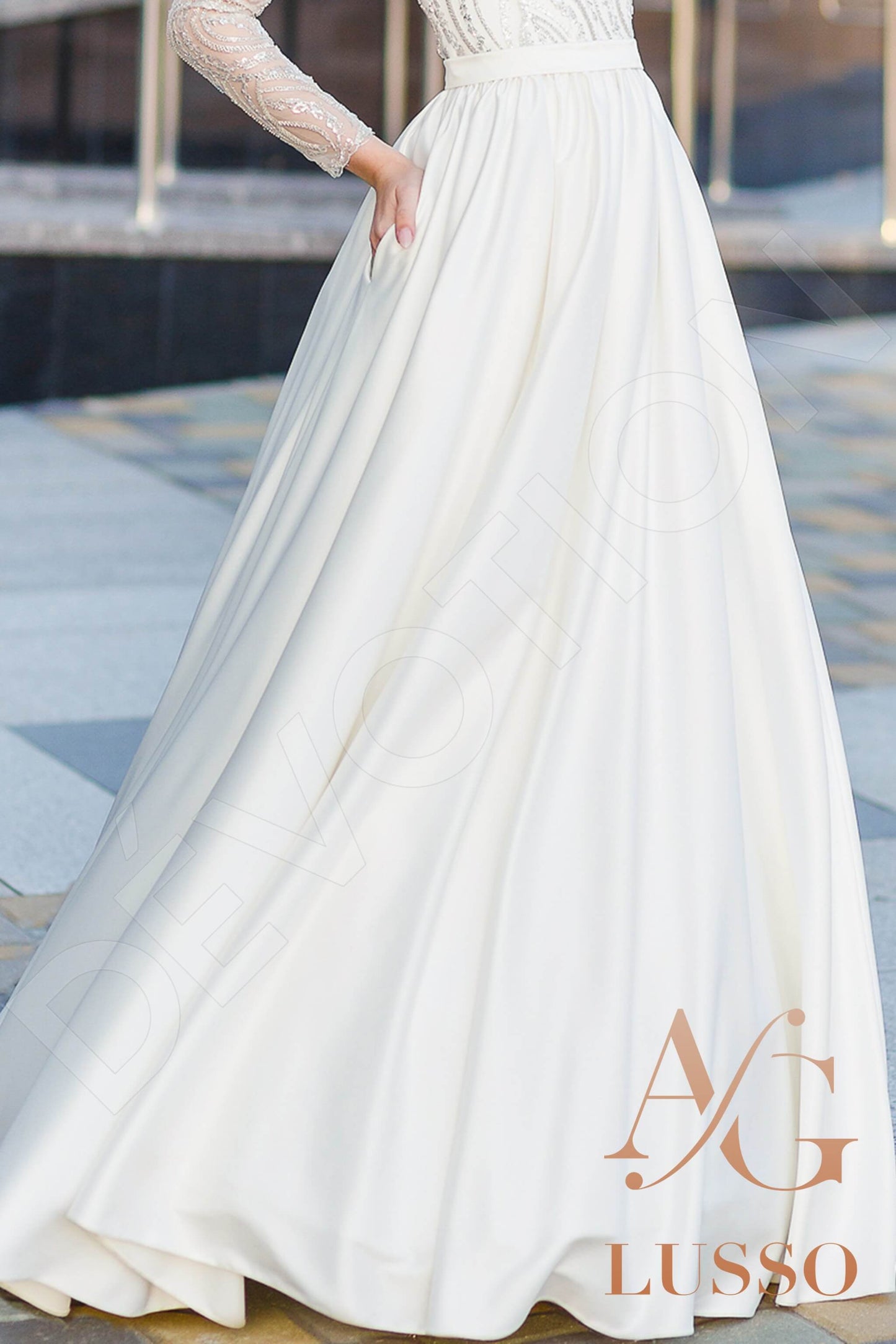 Brillance Full back A-line Long sleeve Wedding Dress 14
