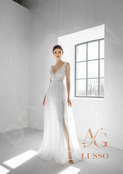 Chloelini Open back Sheath/Column Sleeveless Wedding Dress 5