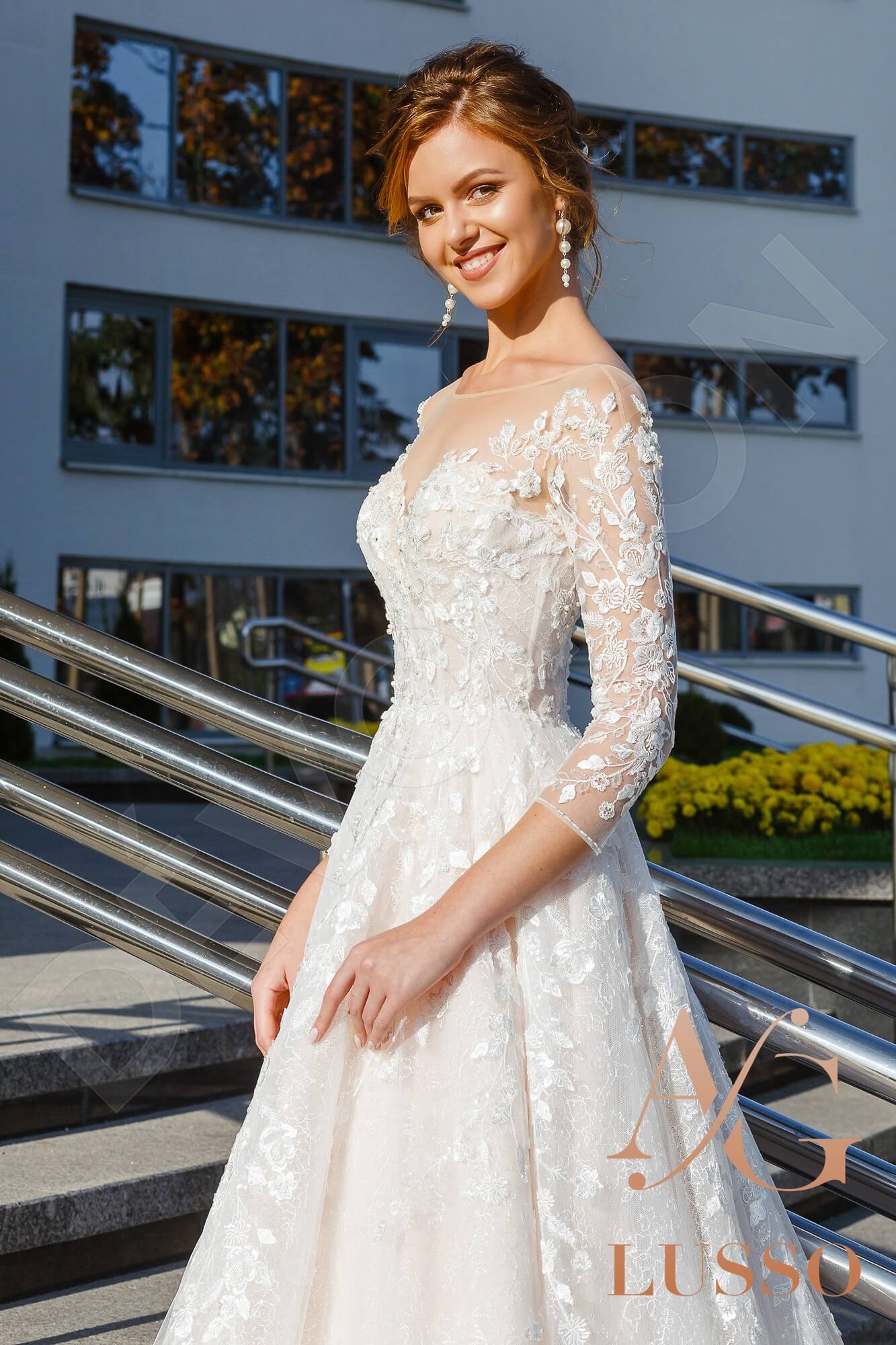 Lizzi Open back A-line 3/4 sleeve Wedding Dress 2