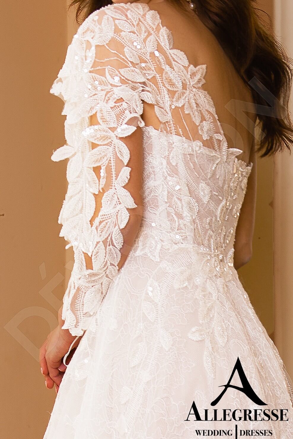 Dorianna Open back A-line One sleeve Wedding Dress 3