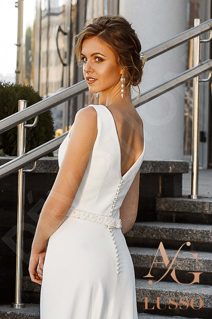 Taylor Open back Sheath/Column Sleeveless Wedding Dress 11