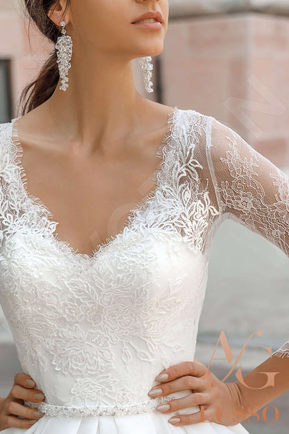 Alohi Full back A-line 3/4 sleeve Wedding Dress 6