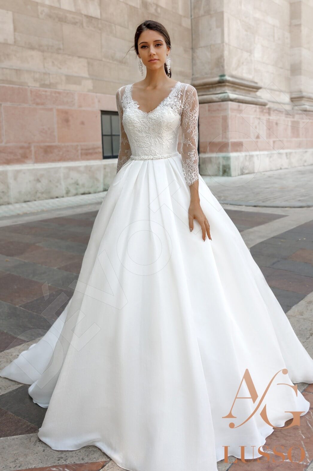 Alohi Full back A-line 3/4 sleeve Wedding Dress Front