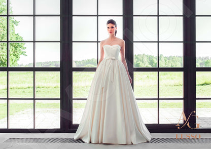 Scarlettia Open back A-line Sleeveless Wedding Dress 4