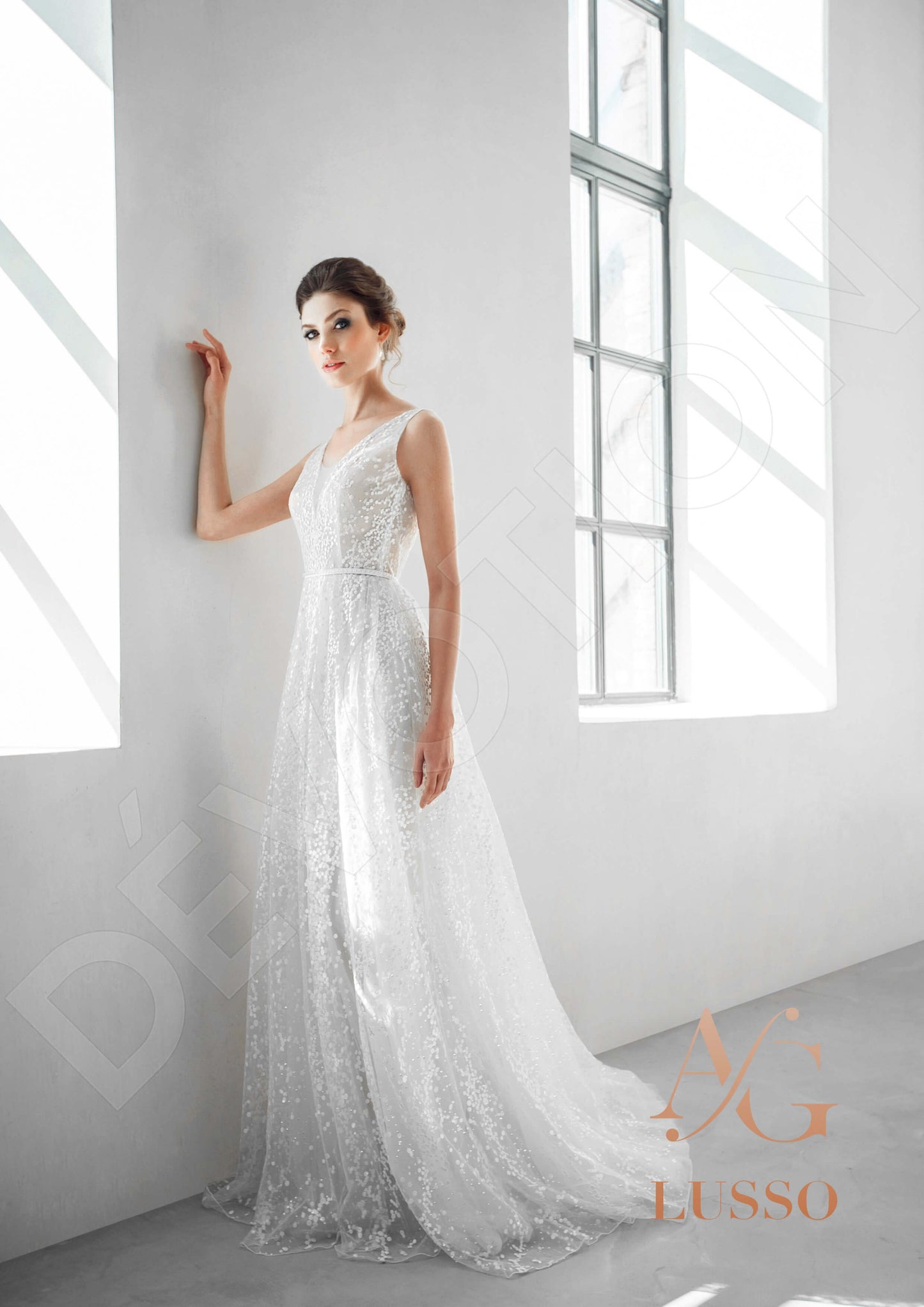Sicily Open back A-line Sleeveless Wedding Dress 2
