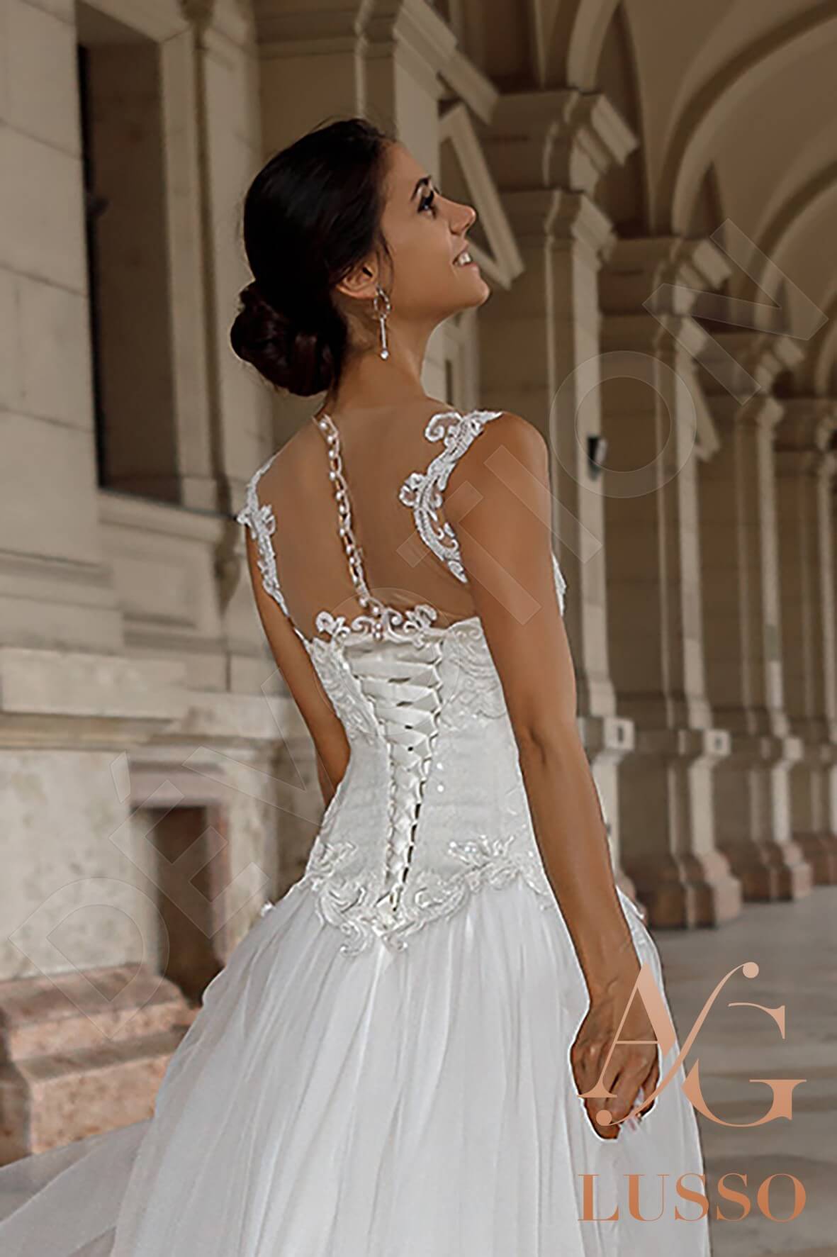 Betta Full back A-line Sleeveless Wedding Dress 4