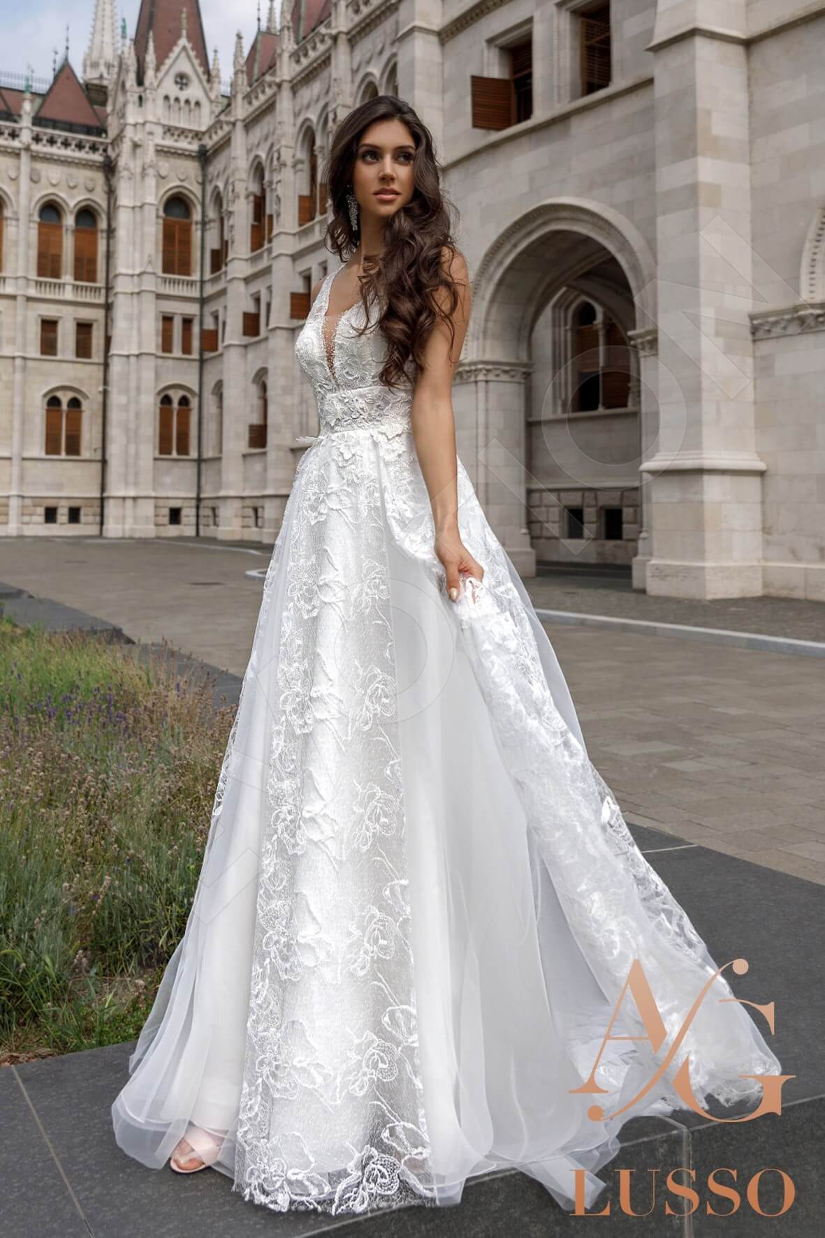 Lysia Lace up back A-line Sleeveless Wedding Dress 2