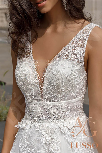 Lysia Lace up back A-line Sleeveless Wedding Dress 5